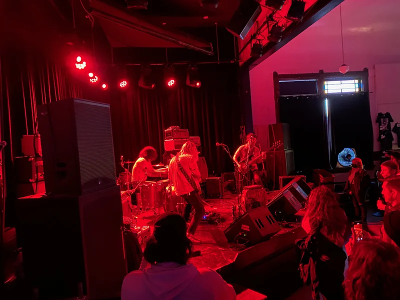 Jeromes Dream, Floral, State Faults, Hawak at Starline Social Club