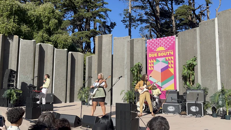 Shannon and the Clams, James Wavey at Jerry Garcia Ampitheater